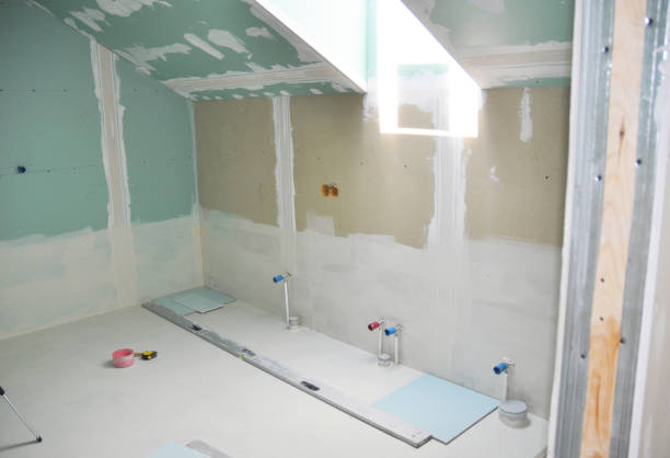 Best Water-Damaged Drywall Repair  in Gladwin, MI